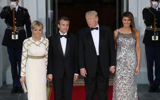 Дружина Макрона чесно розповіла про життя Меланії Трамп- фото 244070