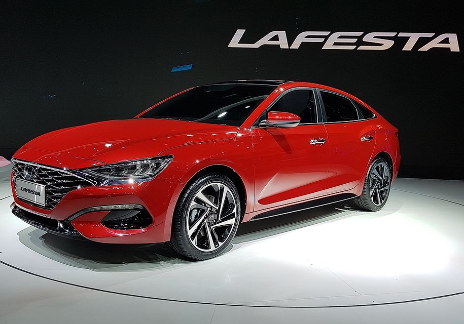Hyundai Lafesta: нове бачення седанів компанії
