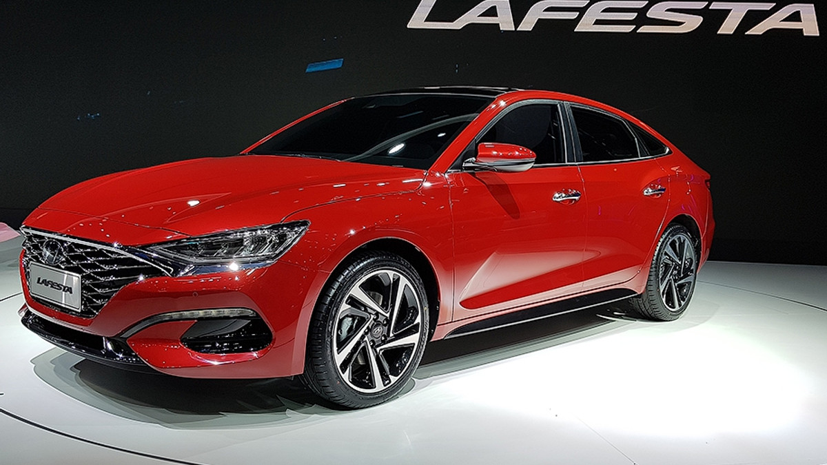 Hyundai Lafesta: нове бачення седанів компанії - фото 1