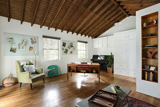 Емілі Ратажковскі придбала будинок в престижному районі Лос-Анджелеса - фото 246652