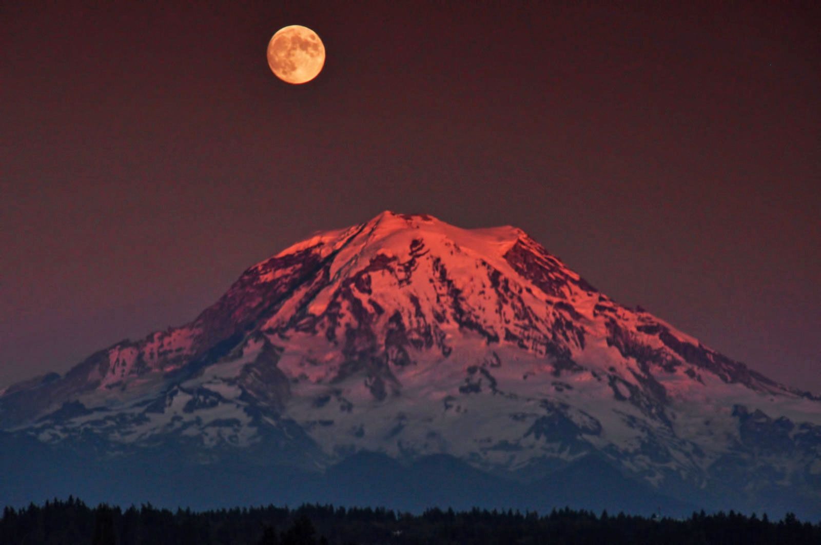 Китай запустив супутник на зворотний бік Місяця - фото 1