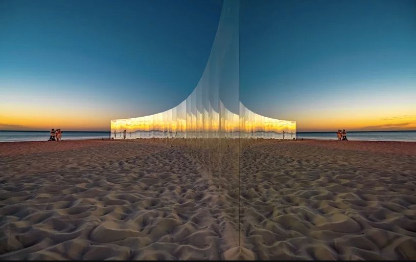 В Австралії відпочивальників оточили дзеркалами: фотофакт