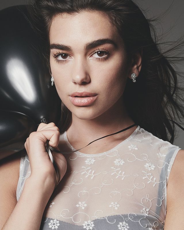 instagram.com/dualipa - фото 246487