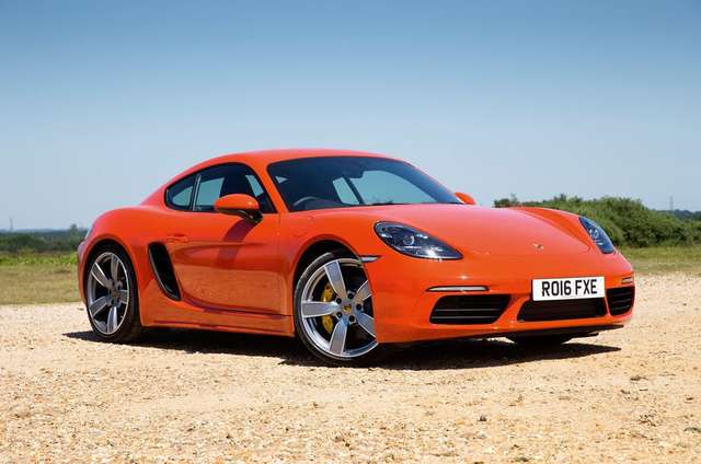Компанія Porsche припинила прийом замовлень на нові автомобілі - фото 248597