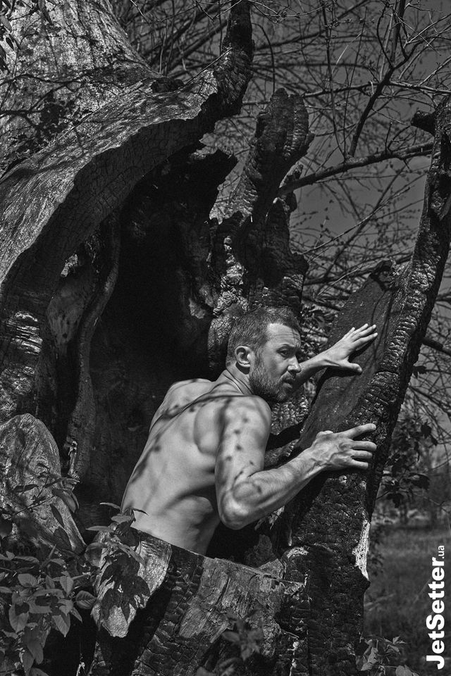 Пара Бабкіних знялися повністю оголеними з нагоди 10-річчя вінчання - фото 246982