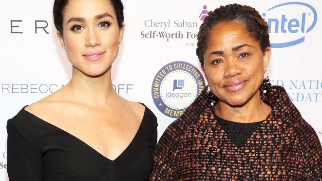 Сімейна підтримка: мати Меган Маркл прибула в Лондон