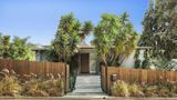 Емілі Ратажковскі придбала будинок в престижному районі Лос-Анджелеса: розкішні фото