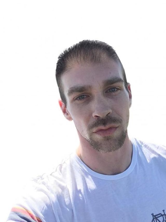 Британець визначив ідеальне фото для знайомств в інтернеті - фото 245796