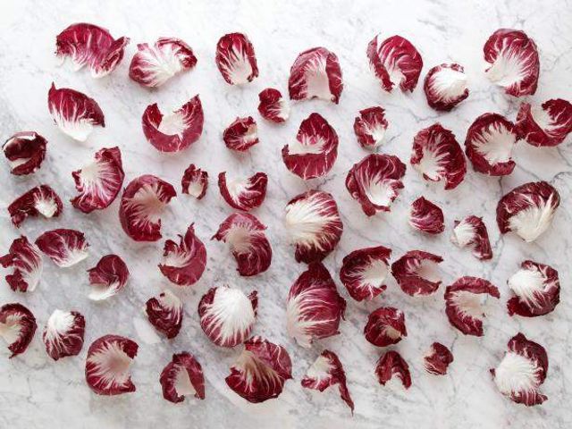 Так виглядають різні продукти, що містять однакову кількість калорій- фото 250826