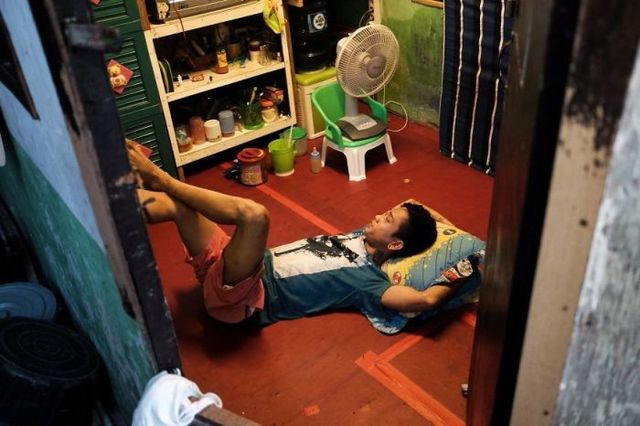 Правдиві знімки про життя людей в Джакарті - фото 250783