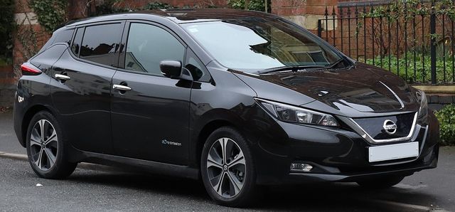 Nissan Leaf - фото 246078