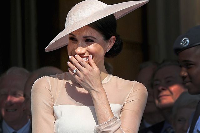 Меган Маркл пройде навчання королівському етикету за наполяганням Єлизавети II