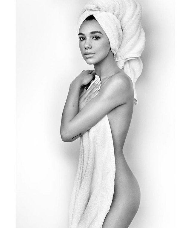 Відверті образи Дуа Ліпи - фото 245355