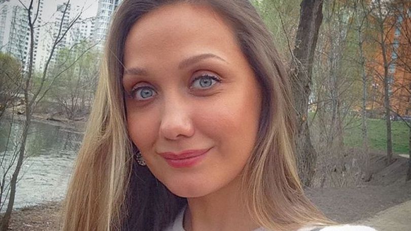 Власова підкорила шанувальників новим фото - фото 1