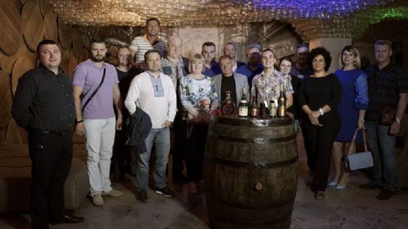 Шустовський коньяк переміг на дегустації старі французькі коньяки - фото 1