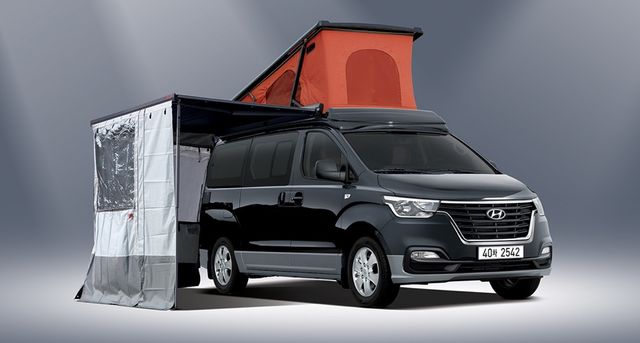 Мінівен Hyundai перетворили в будинок на колесах - фото 247953