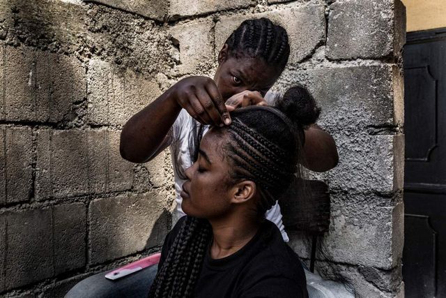 Як виглядає повсякденне життя у нетрях Гаїті- фото 248109