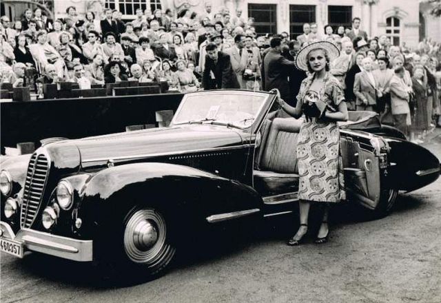 Ці старовинні авто стояли в гаражі понад 40 років- фото 250890