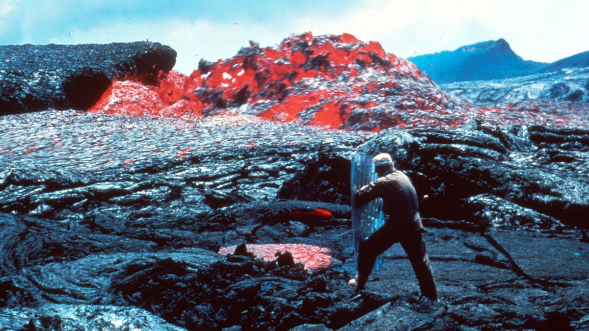 Якщо лава досягне резервуарів, це призведе до вибуху - фото 1