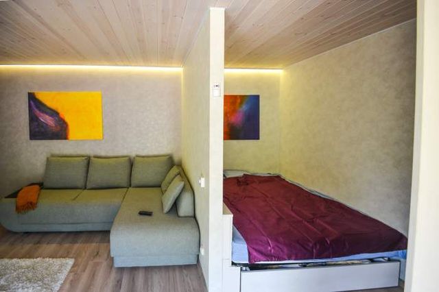 Цей чоловік звів комфортний будинок всього за два дні - фото 244503