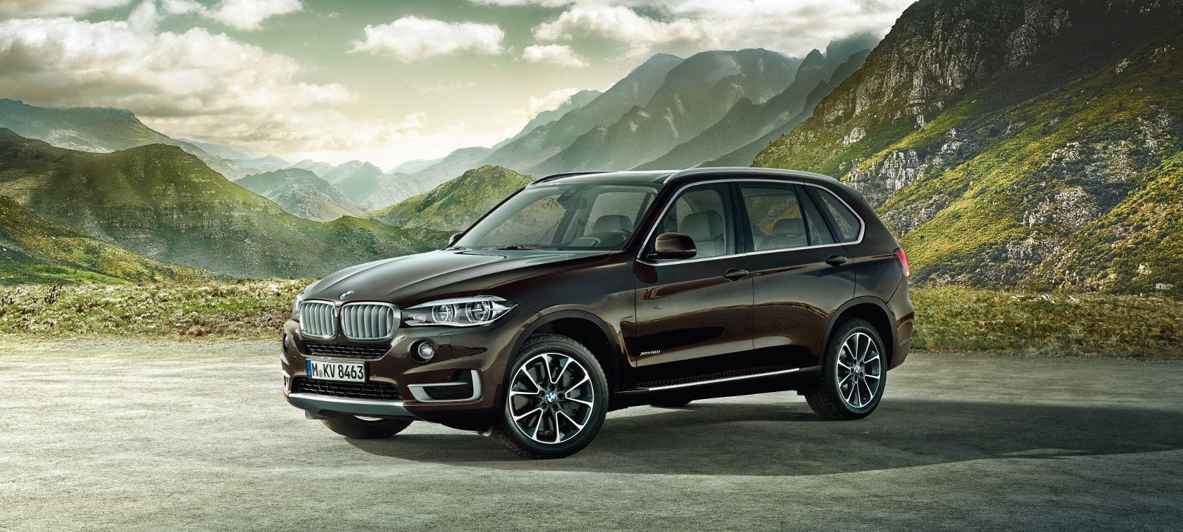 Названо офіційні терміни появи BMW X5 нового покоління
