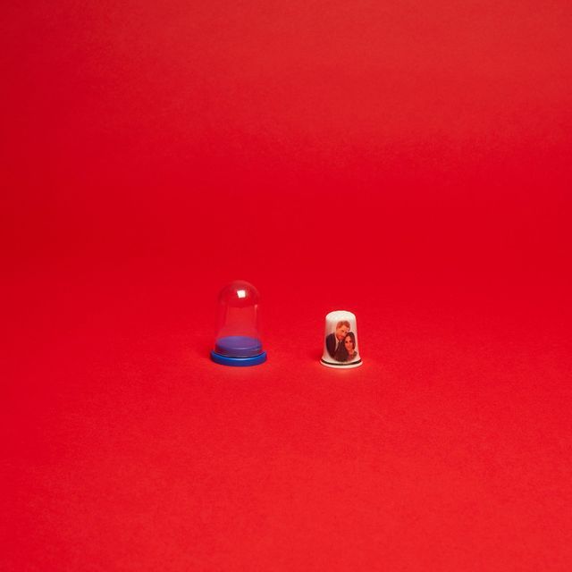 Весілля принца Гаррі та Меган Маркл: несподівана продукція з зображеннями пари - фото 248611