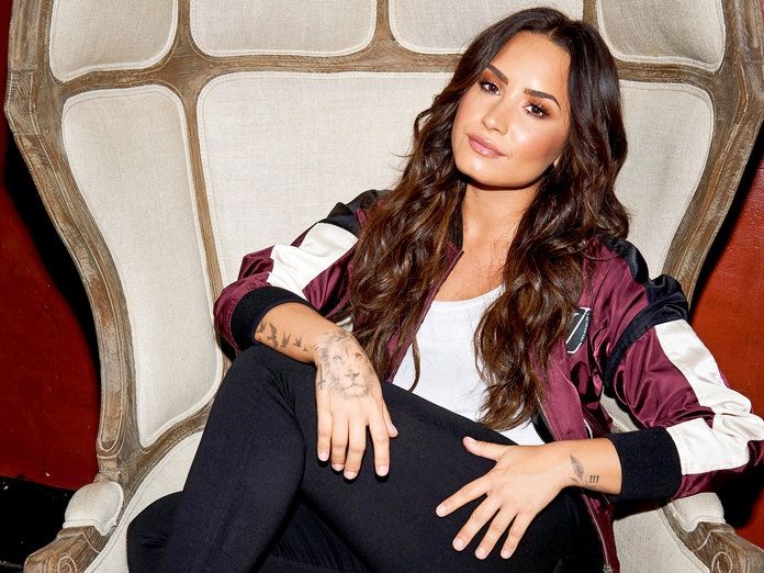 Демі Ловато зачарувала спекотним фото з Балі