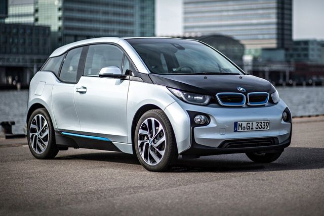 BMW i3 - фото 246079