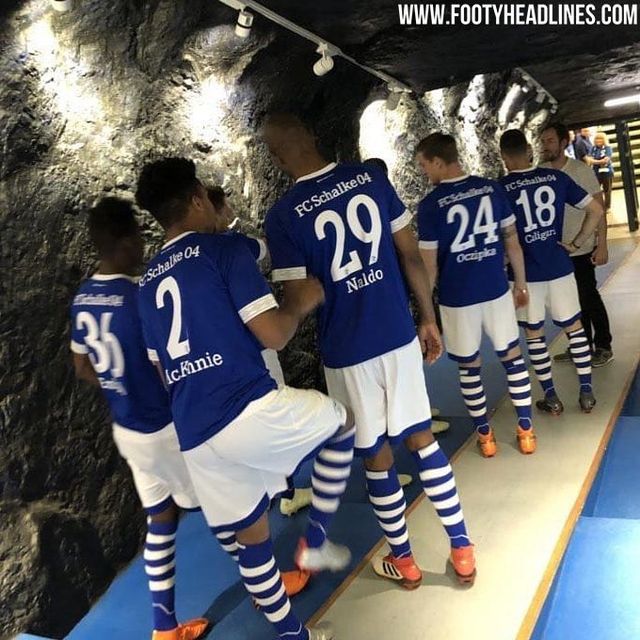 У мережі показали нову форму Шальке Коноплянки- фото 247759