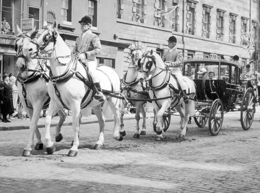 Яку карету обрали принц Гаррі і Меган Маркл - фото 1