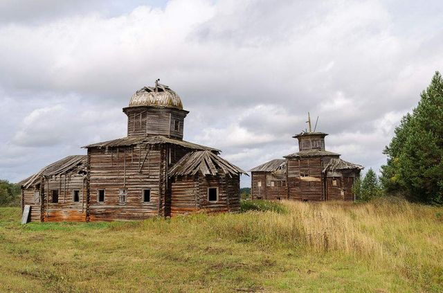 Фотограф показав моторошну красу покинутих селищ- фото 246438