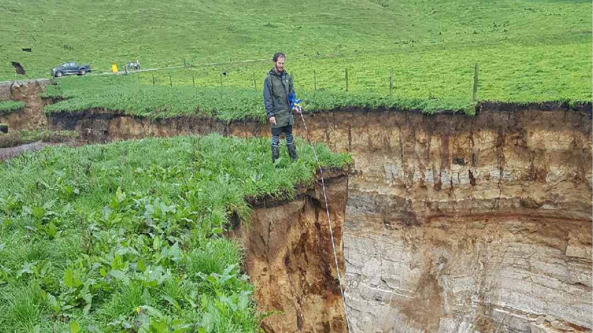 У Новій Зеландії виявили величезну тріщину: фотофакт - фото 1
