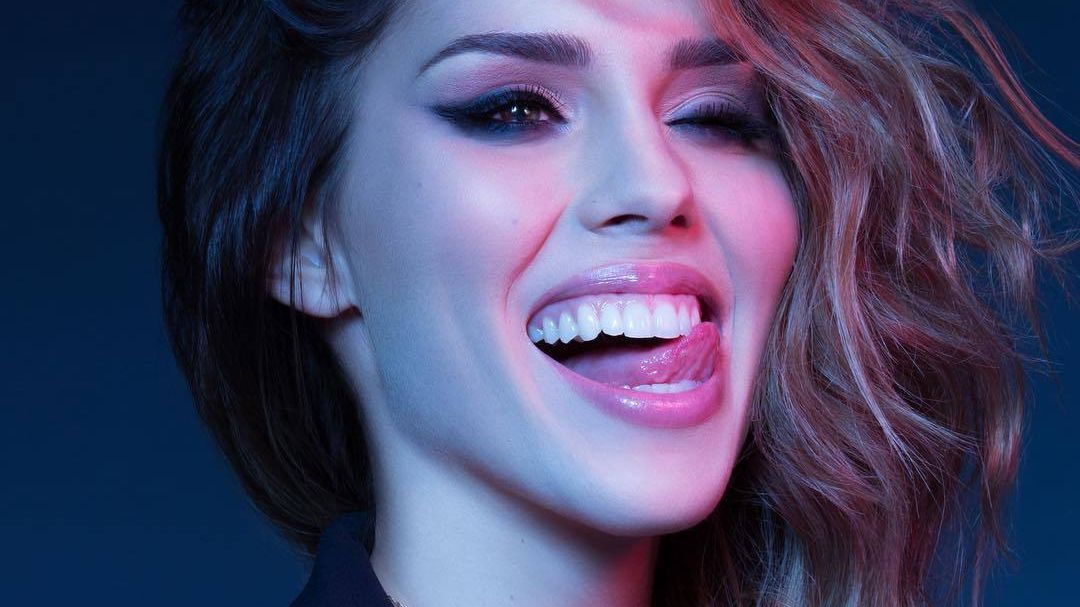 Дівчина футболіста з Росії провалила Євробачення 2018