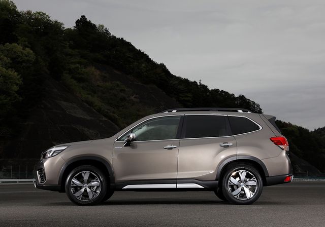 Новий Subaru Forester став гібридом - фото 248561