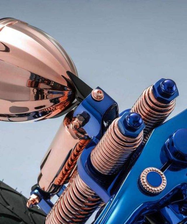 Цей мотоцикл коштує майже два мільйони доларів- фото 248525