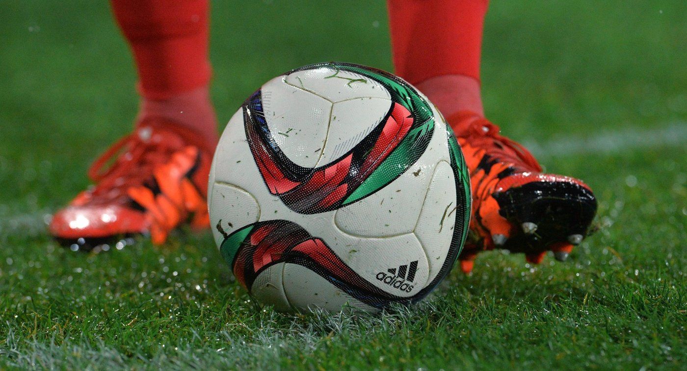 Румунський воротар придумав новий спосіб тягнути час: курйозне відео