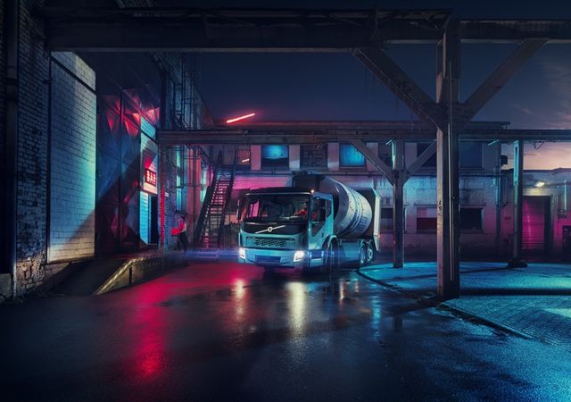 У Volvo з'явилася ще одна електрична вантажівка - фото 246518