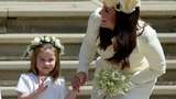 Маленька принцеса Шарлотта відзначилася на королівському весіллі