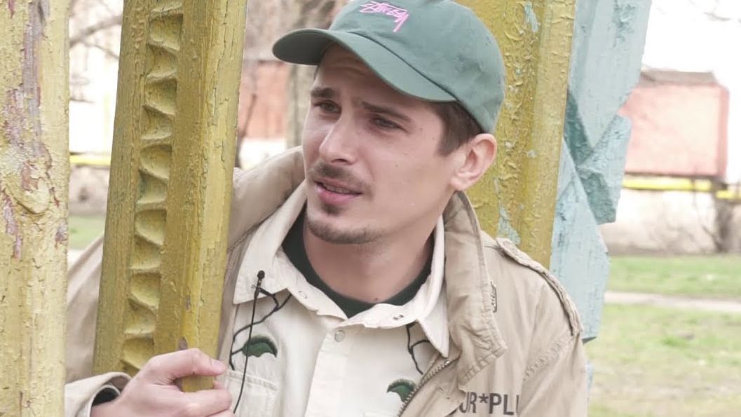 Позитив із гурту Время и Стекло розповів про сестру-близнючку: відеофакт