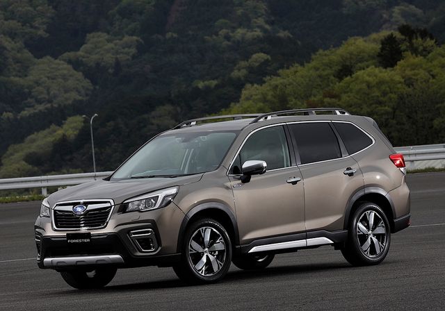 Новий Subaru Forester став гібридом - фото 248566