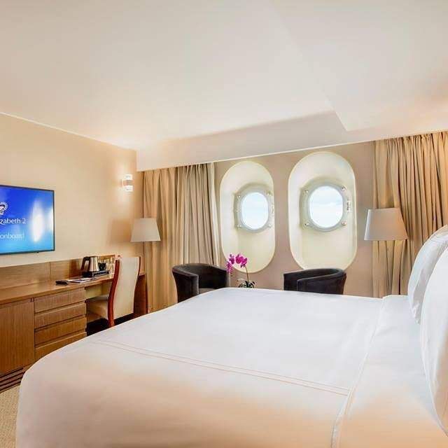 Королівський корабель перетворили на п'ятизірковий готель- фото 246244