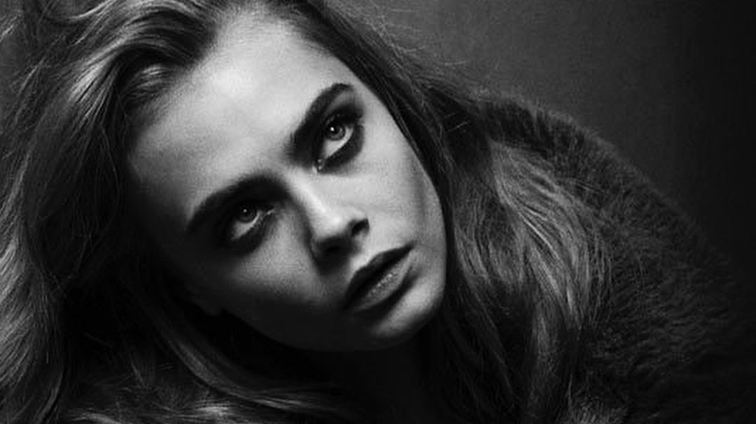 Кара Делевінь шокувала фанатів зухвалою фотосесією - фото 1