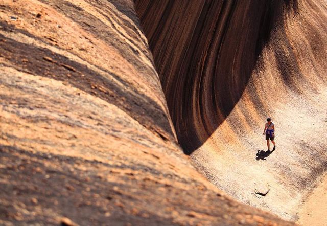 Кам'яна хвиля: як виглядає австралійське диво природи- фото 256473
