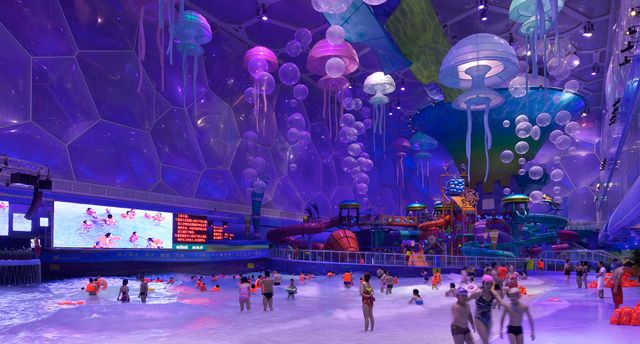 Як виглядають найбільш незвичайні аквапарки в світі- фото 254651