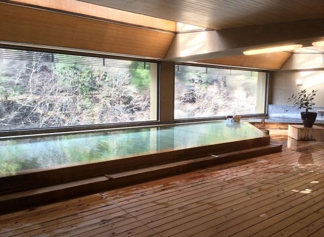 Який всередині найстаріший готель світу: незвичайні фото - фото 258063