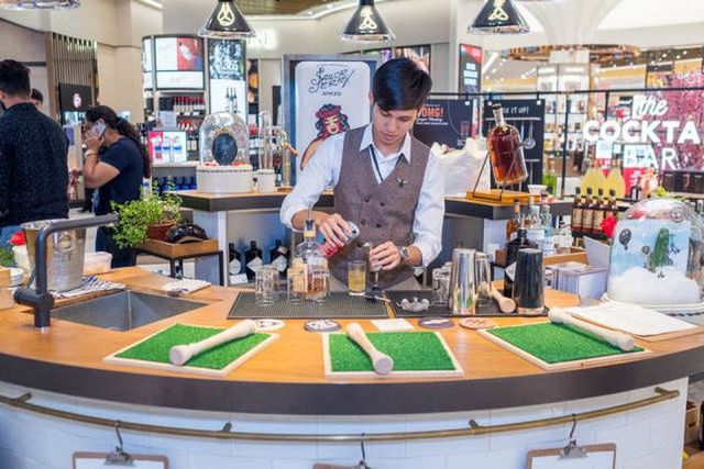 Аеропорт Чангі у Сінгапурі: ефектні фото - фото 253543