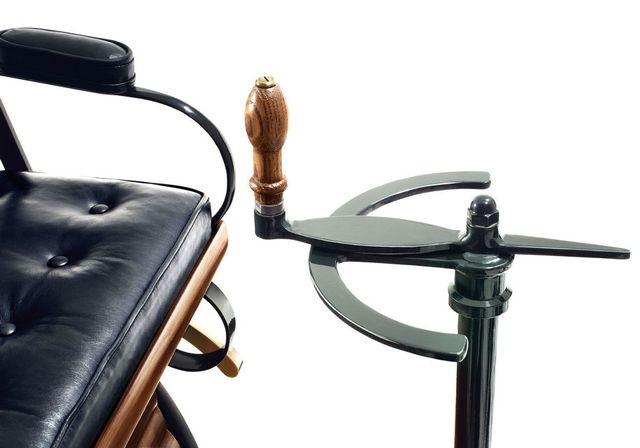 Mercedes продасть репліку першого автомобіля в світі - фото 258121