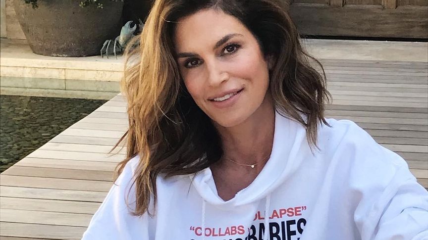 Сінді Кроуфорд показала, як не нудьгувати влітку