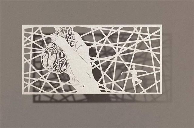 Художниця створює незвичайні картини з паперу- фото 259310