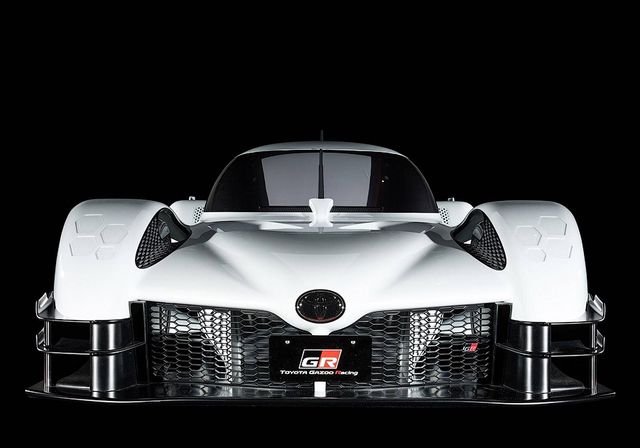 Toyota запустить в серію 1000-сильний гіперкар - фото 256032
